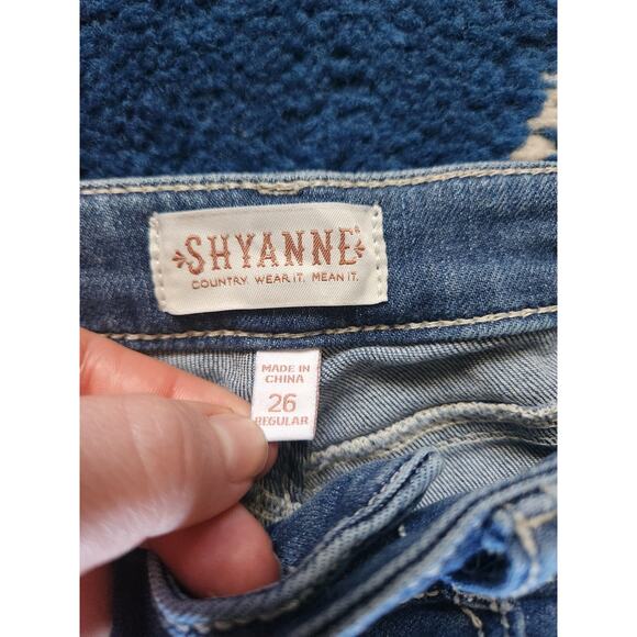 Shyanne Women's Wide Leg Light Wash Jeans-26W/34L Regular - Picture 5 of 6